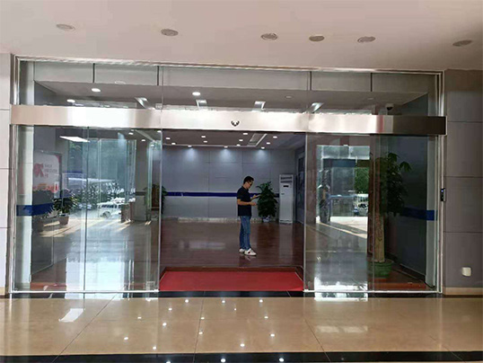 電動玻璃感應(yīng)門